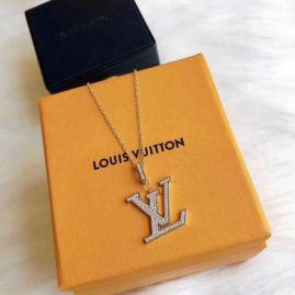 Picture of LV Necklace _SKULVnecklace10185612553